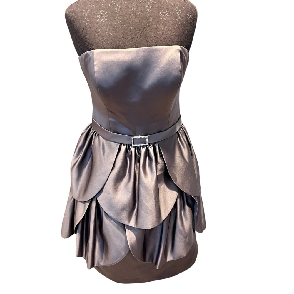 Bari Jay Y2K Silver Charmuese Petal Hem Strapless Short Bridesmaid Prom Y2K M